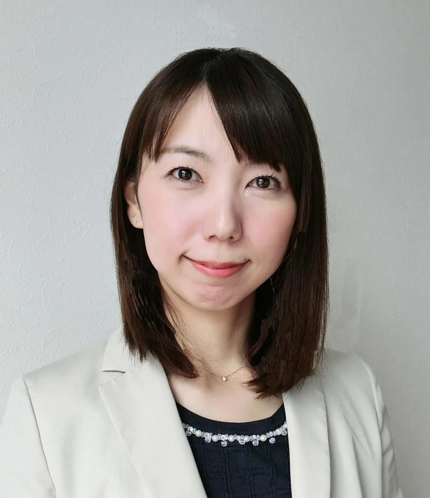 インタビューに答える担当者